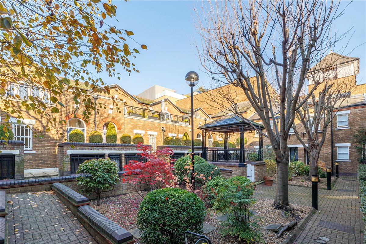 2 bedroom house, Marryat Square, Wyfold Road SW6 - Sold