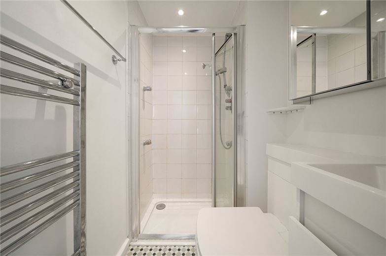 1 bedroom flat, Buer Road, London SW6 - Available