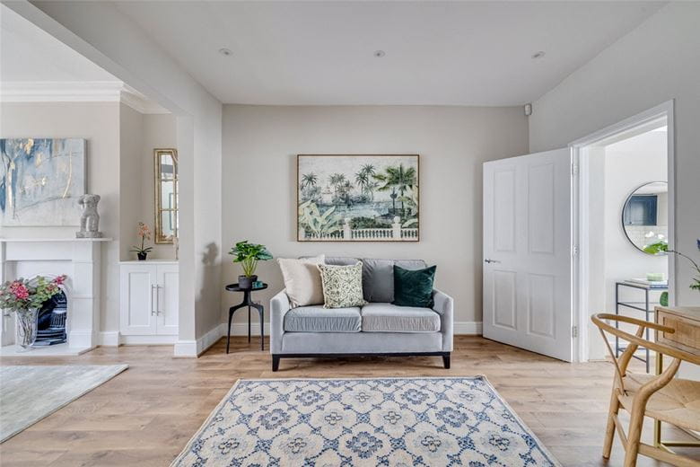4 bedroom house, Rosaville Road, London SW6 - Available