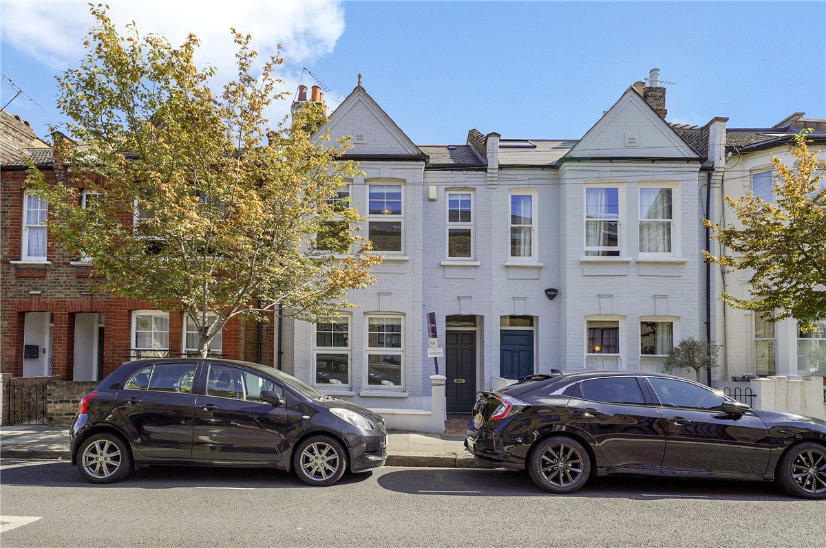 3 bedroom house, Rainville Road, London W6 - Available