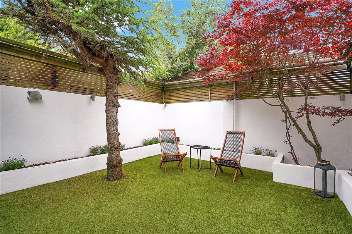 3 bedroom house, Delorme Street, London W6 - Sold
