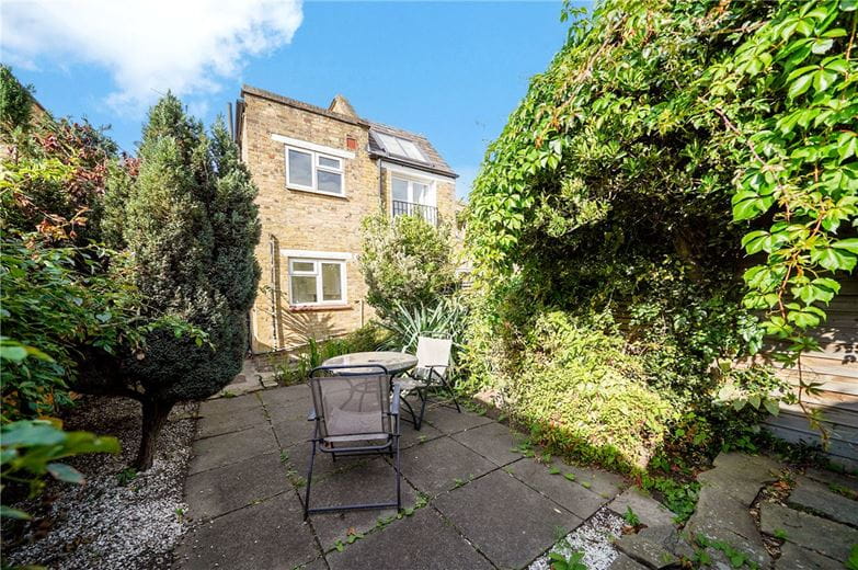 2 bedroom house, Burlington Road, London SW6 - Sold STC
