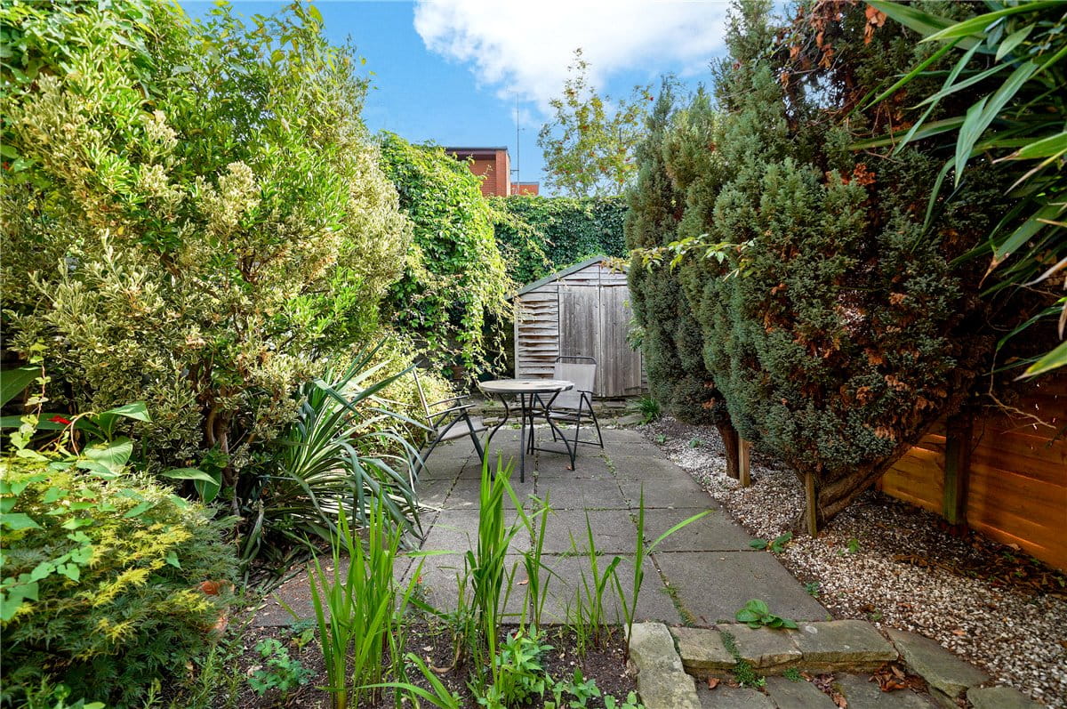 2 bedroom house, Burlington Road, London SW6 - Sold STC