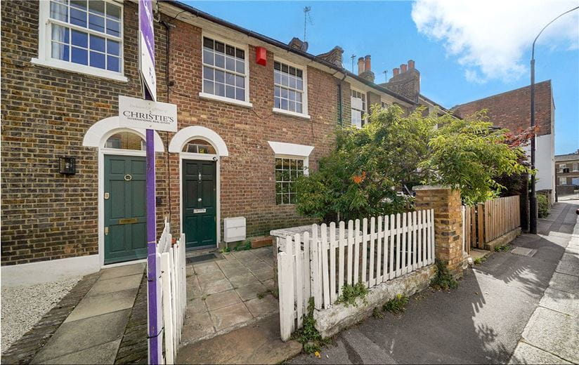 2 bedroom house, Burlington Road, London SW6 - Available