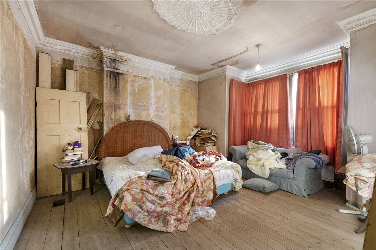 3 bedroom house, Ellerby Street, London SW6 - Available