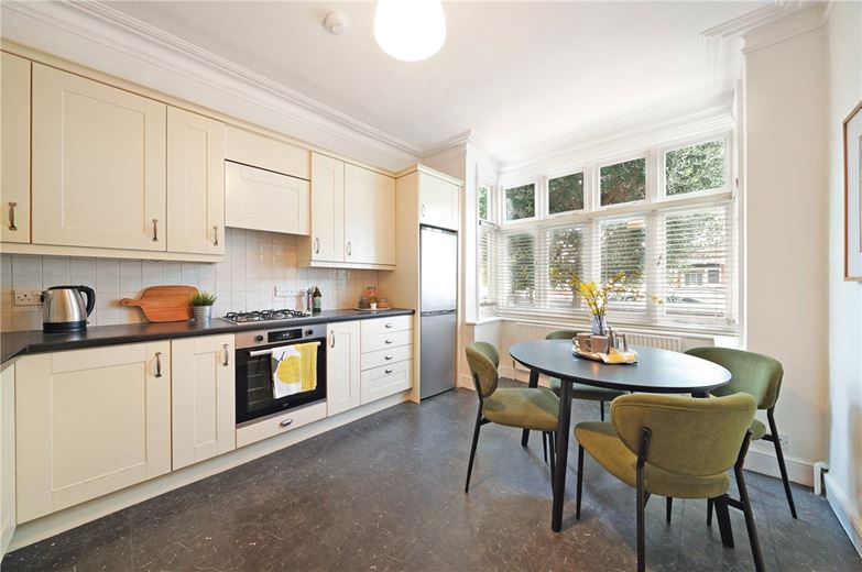 4 bedroom house, Vera Road, London SW6 - Available