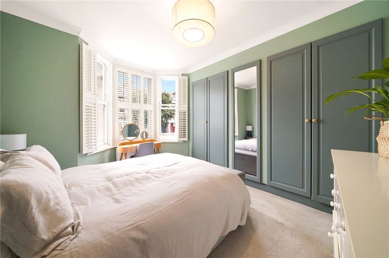 2 bedroom flat, Parkville Road, London SW6 - Available