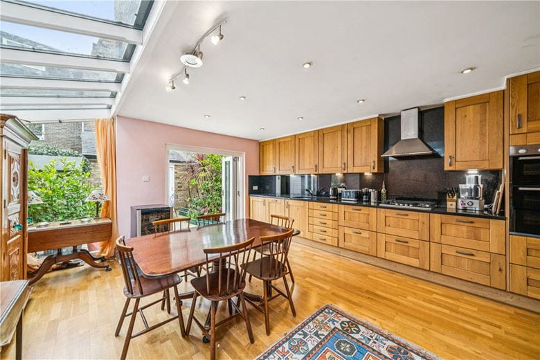 4 bedroom house, Edgarley Terrace, London SW6 - Available