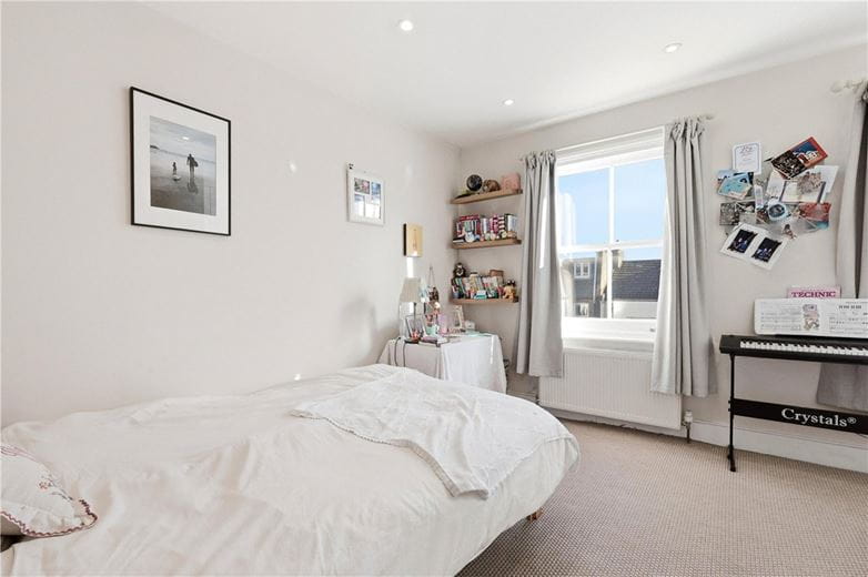 6 bedroom house, Delaford Street, London SW6 - Available