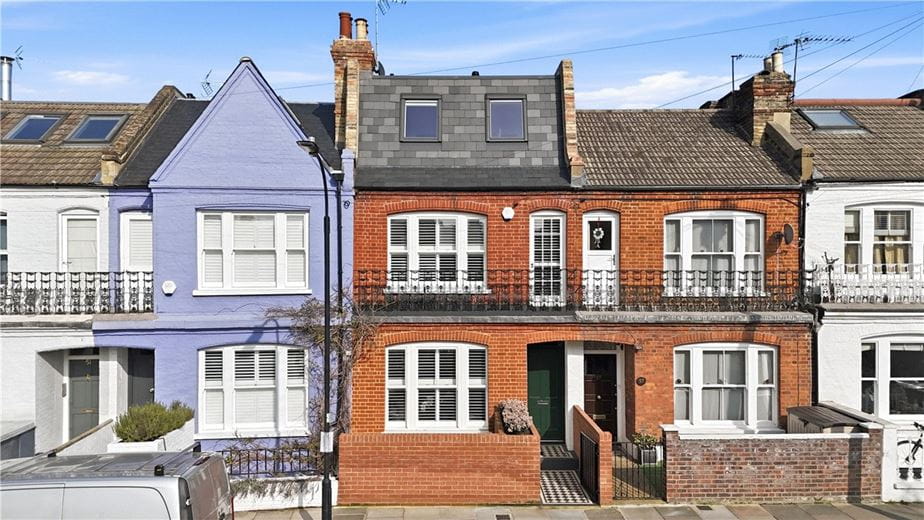 4 bedroom house, Hazlebury Road, London SW6 - Available