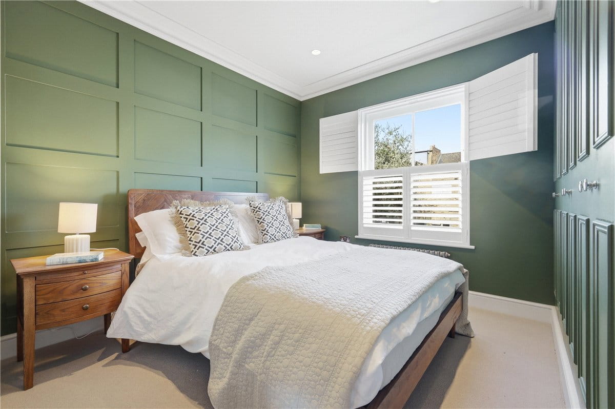 4 bedroom house, Hazlebury Road, London SW6 - Available