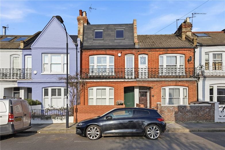 4 bedroom house, Hazlebury Road, London SW6 - Available