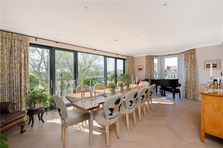 5 bedroom house, Stevenage Road, London SW6 - Available