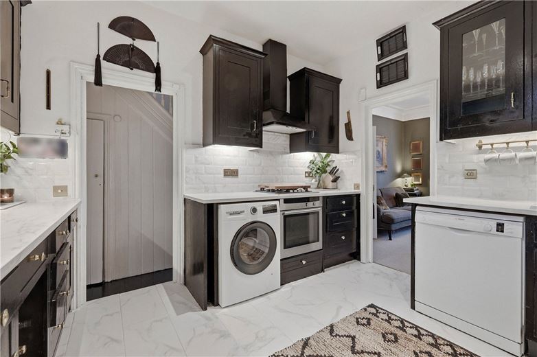 5 bedroom house, Kenyon Street, London SW6 - Available