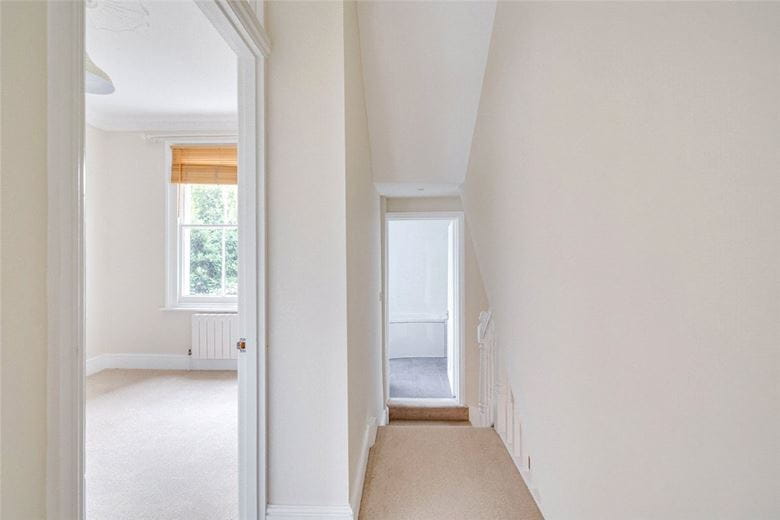 2 bedroom flat, Reporton Road, London SW6 - Sold