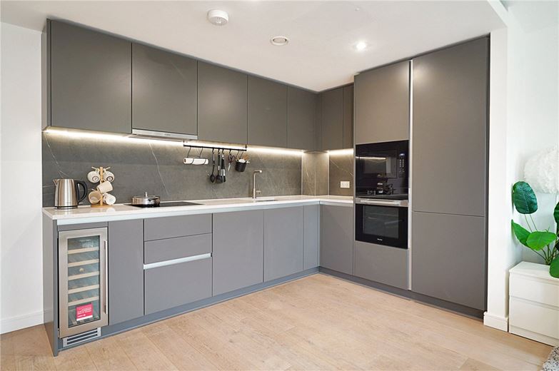 2 bedroom flat, Tierney Lane, London W6 - Available
