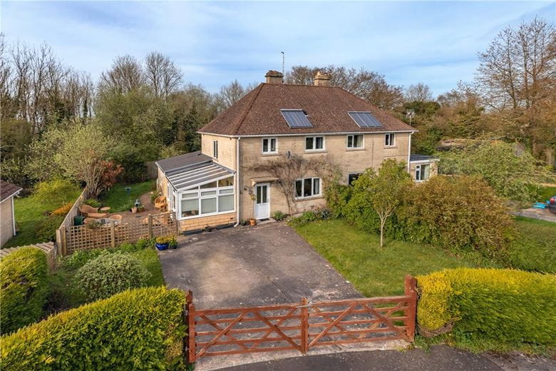 3 bedroom house, Farleigh Rise, Monkton Farleigh BA15 - Sold