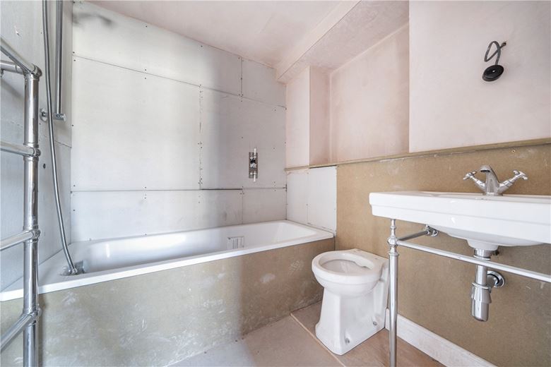 7 bedroom house, Bladud Buildings, Bath BA1 - Available