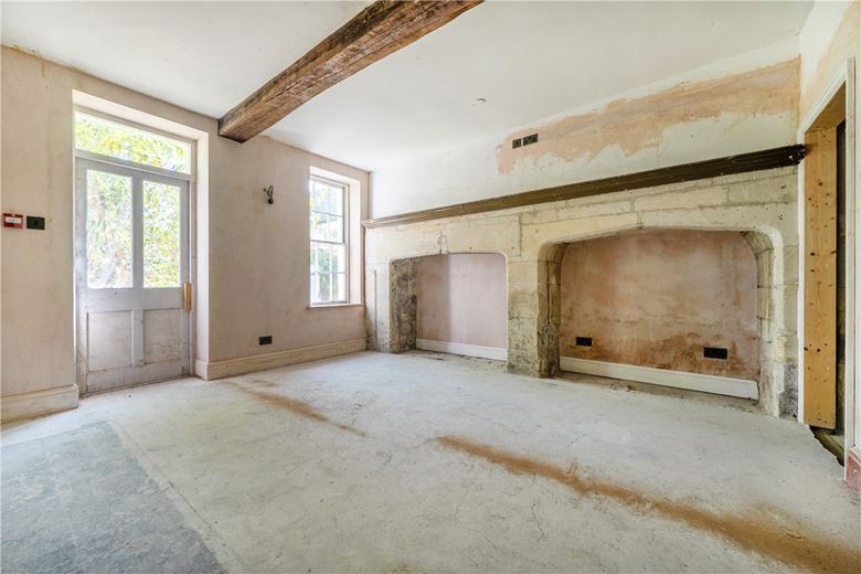 7 bedroom house, Bladud Buildings, Bath BA1 - Available