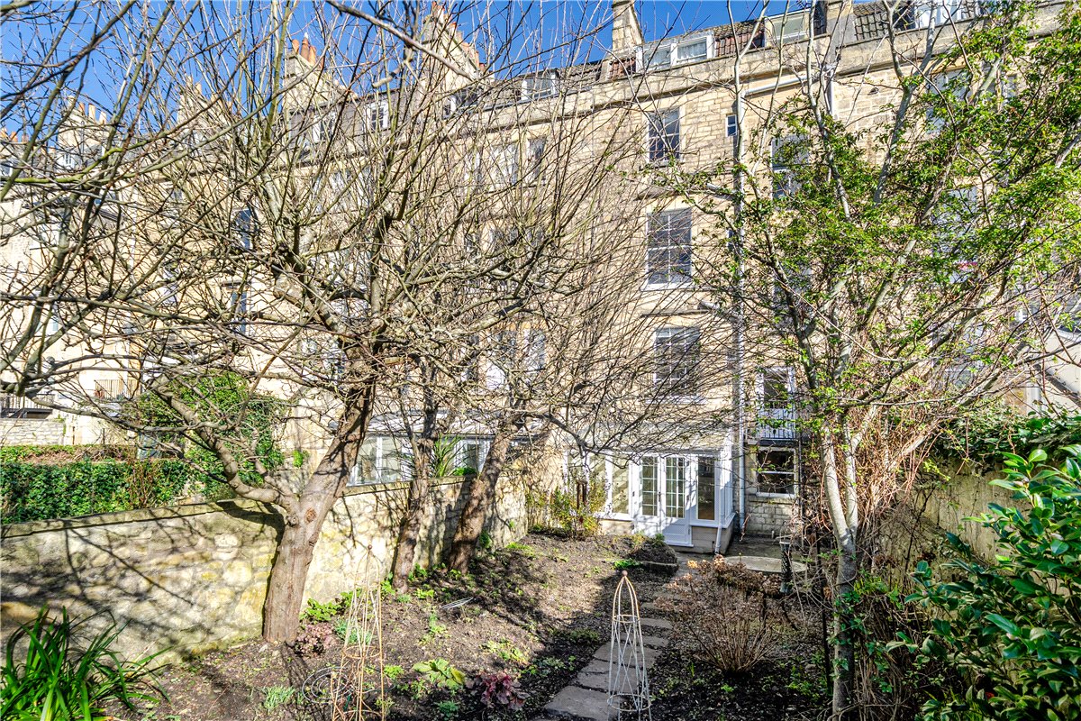 2 bedroom maisonette, New King Street, Bath BA1 - Available