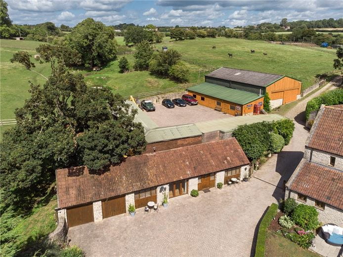 7 bedroom house, Siston, Bristol BS16 - Available