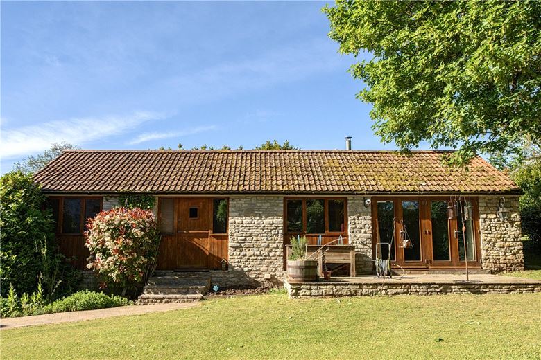 25.6 acres House, Siston, Bristol BS16 - Available