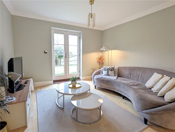 2 bedroom flat, Eveleigh Avenue, Bath BA1 - Sold STC