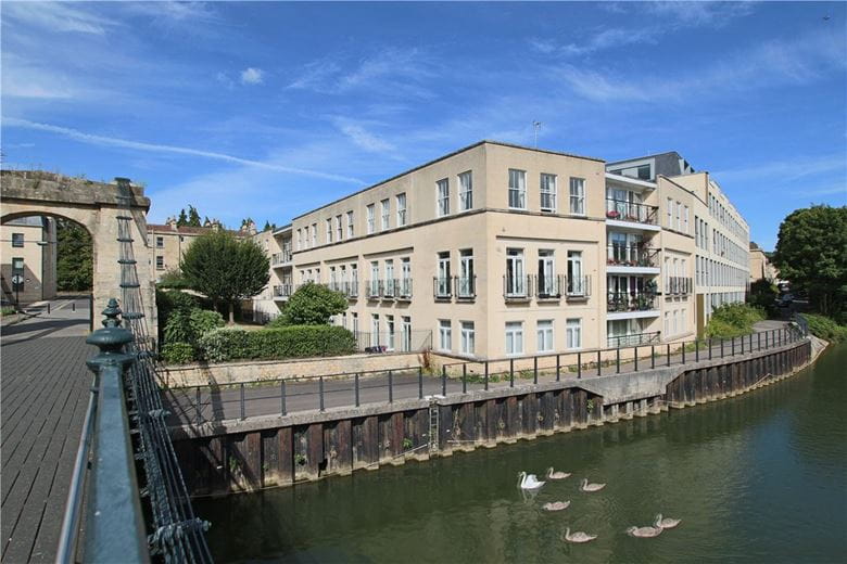 2 bedroom flat, Victoria Bridge Road, Bath BA1 - Sold STC