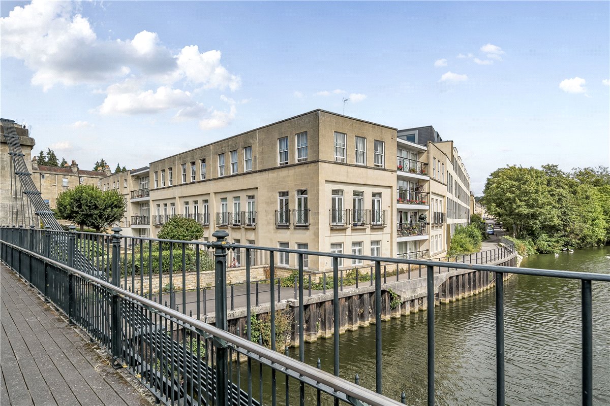 2 bedroom flat, Victoria Bridge Road, Bath BA1 - Sold STC