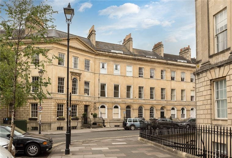 2 bedroom flat, Henrietta Street, Bath BA2 - Sold