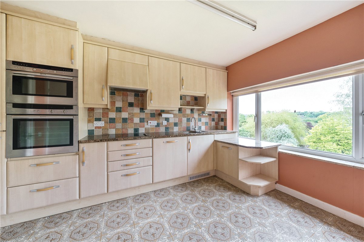 3 bedroom house, Ralph Allen Drive, Bath BA2 - Sold