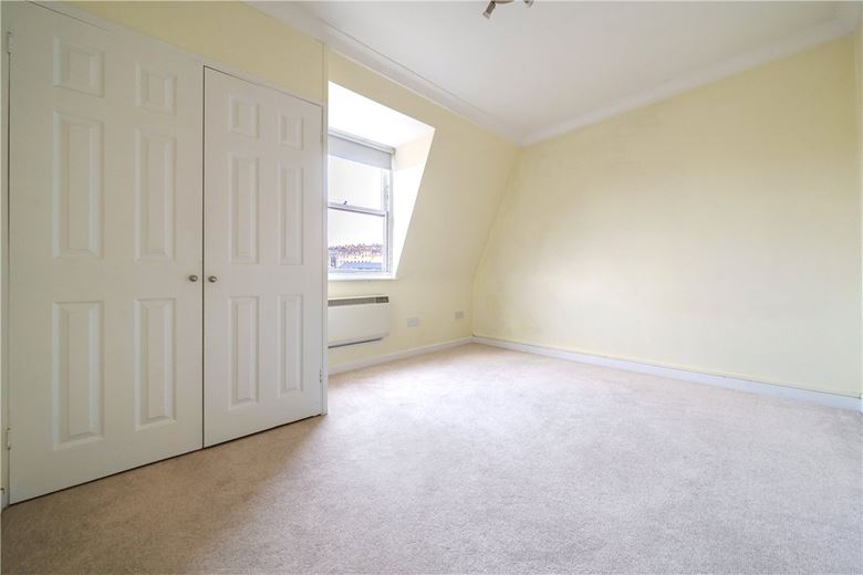 2 bedroom flat, Henrietta Street, Bath BA2 - Available