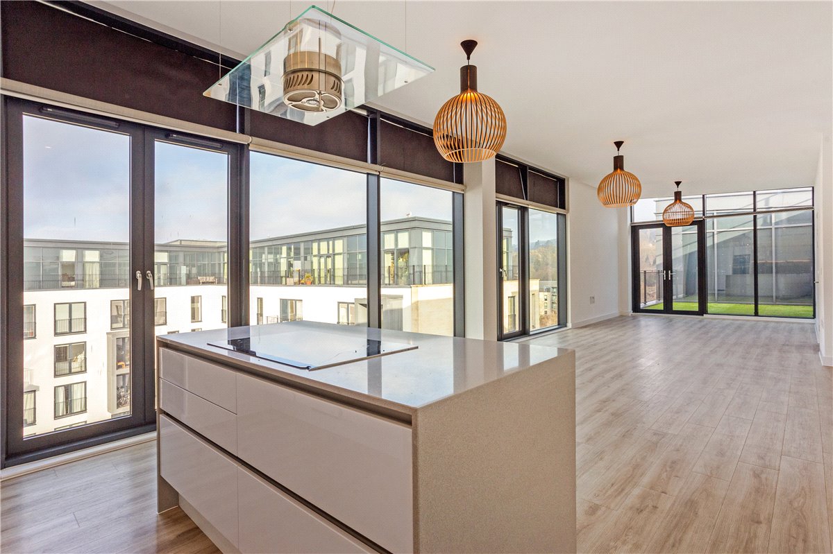 2 bedroom maisonette, Percy Terrace, Bath BA2 - Sold