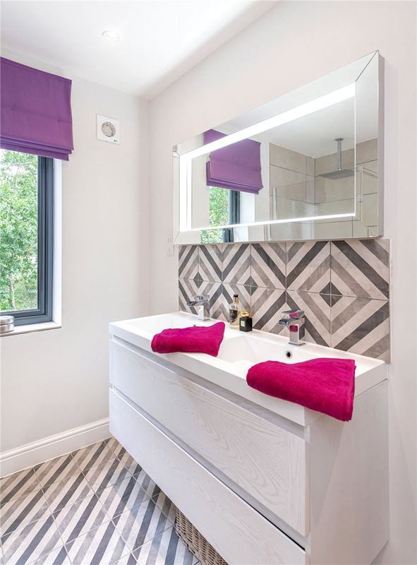 5 bedroom house, Priory Close, Bath BA2 - Sold