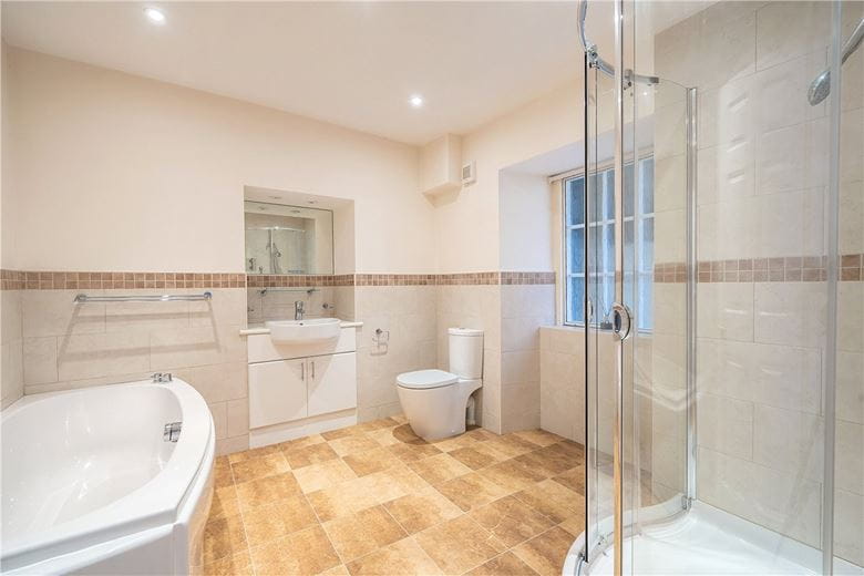 2 bedroom maisonette, St. James's Square, Bath BA1 - Sold STC