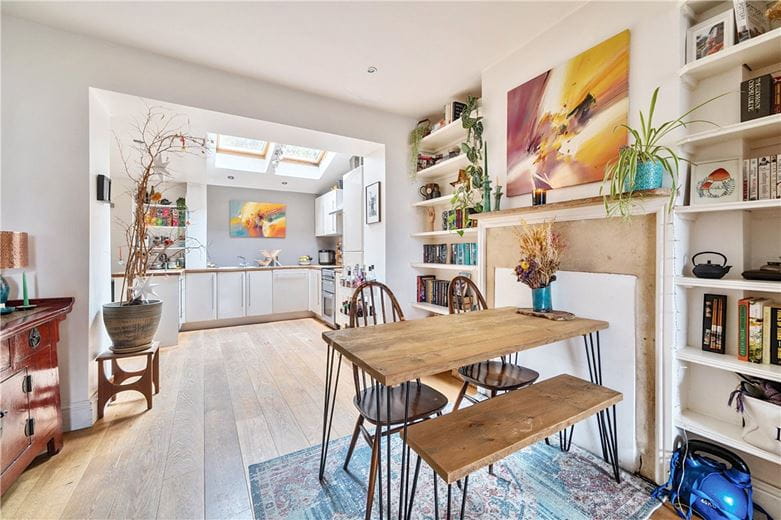 2 bedroom house, Alexandra Road, Bath BA2 - Available