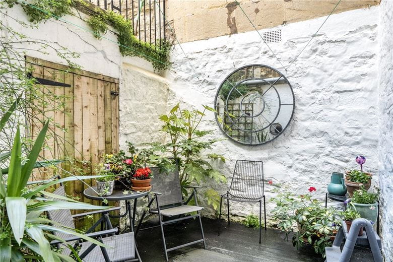 2 bedroom flat, Sydney Place, Bath BA2 - Available