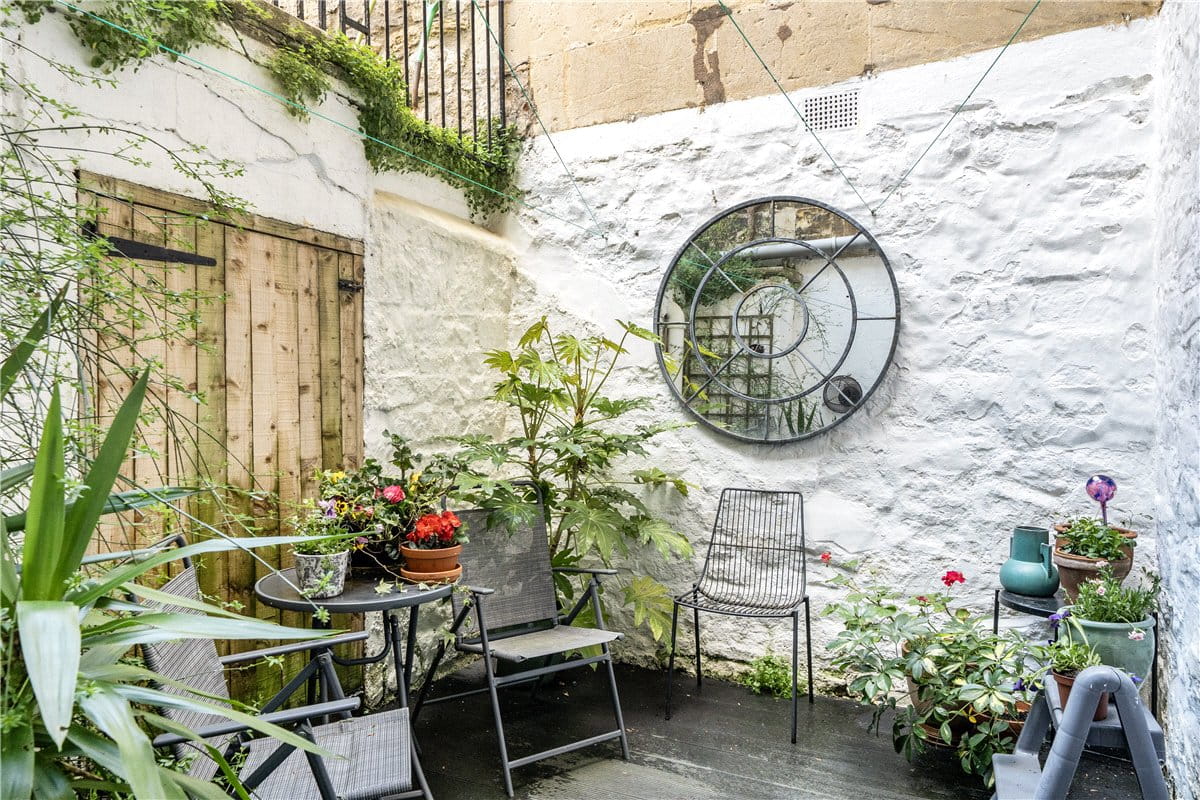 2 bedroom flat, Sydney Place, Bath BA2 - Available