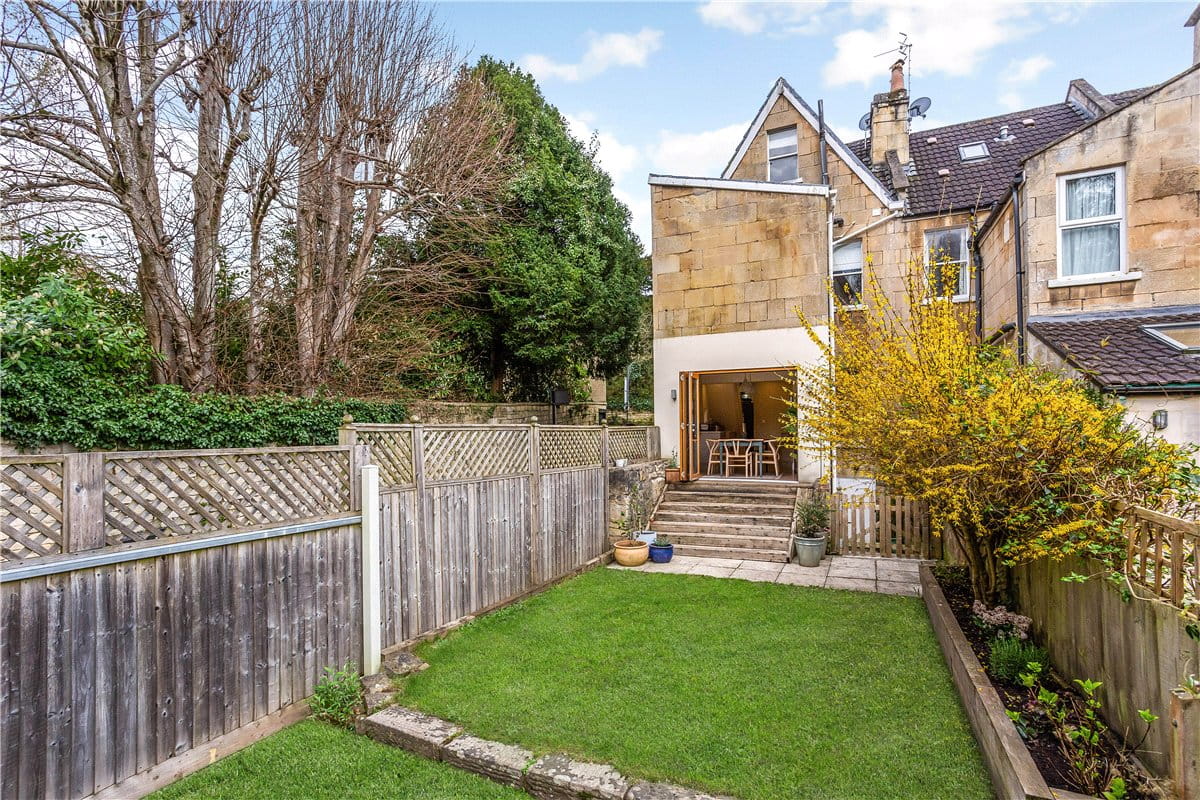 4 bedroom house, Daisy Bank, Bath BA2 - Available