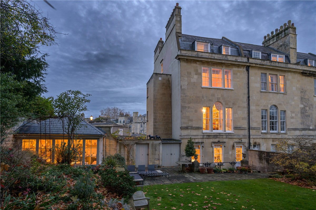 5 bedroom house, Queens Parade, Bath BA1 - Available