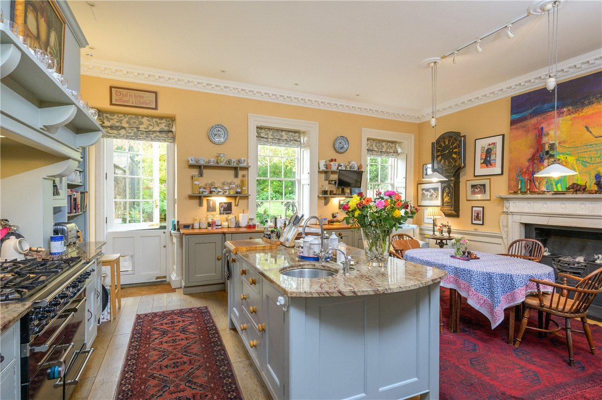 5 bedroom house, Queens Parade, Bath BA1 - Available