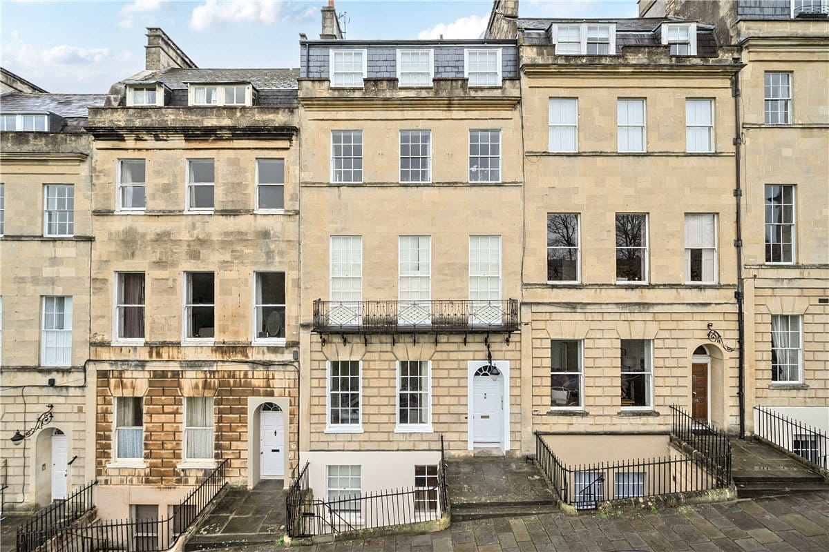 2 bedroom maisonette, Marlborough Buildings, Bath BA1 - Available