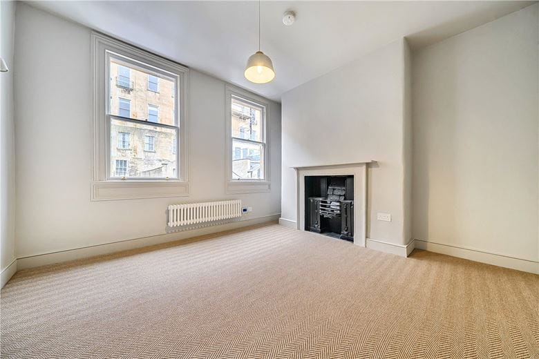 3 bedroom maisonette, Walcot Street, Bath BA1 - Available