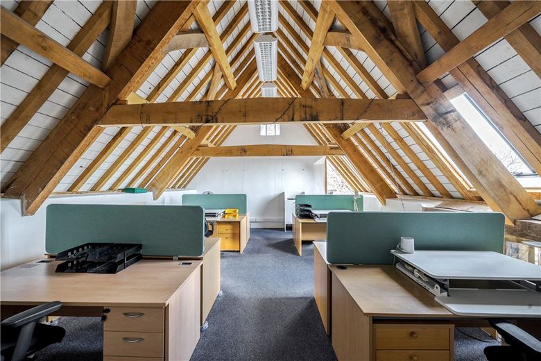 7 bedroom house, Neston, Corsham SN13 - Available