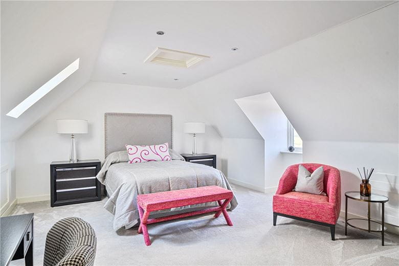 5 bedroom house, Mill Lane, Beckington BA11 - Available