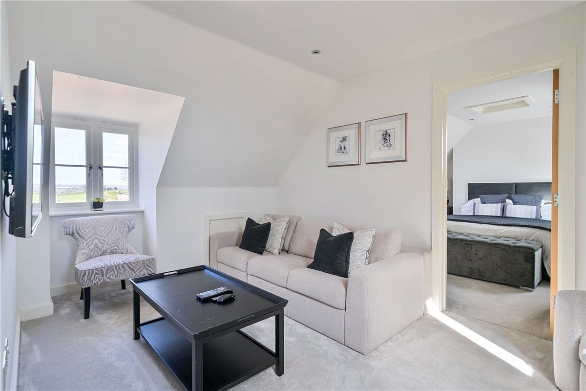 5 bedroom house, Mill Lane, Beckington BA11 - Available