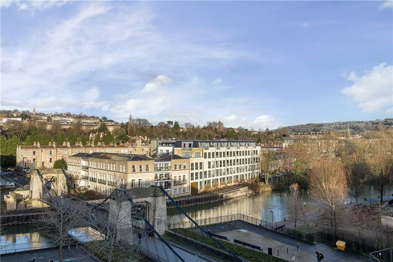 2 bedroom flat, Victoria Bridge Road, Bath BA2 - Available