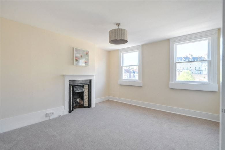 1 bedroom flat, Chapel Row, Bath BA1 - Available
