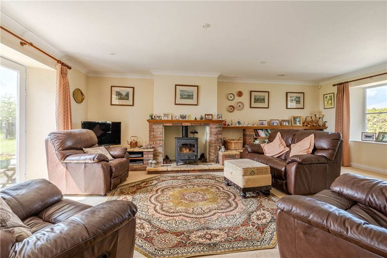 3 bedroom house, Tetbury, Tetbury GL8 - Available