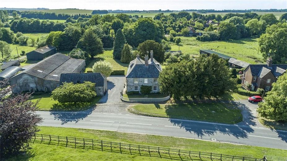 House for sale in Swindon, Winterbourne Monkton, SN4 Bath BTR200005